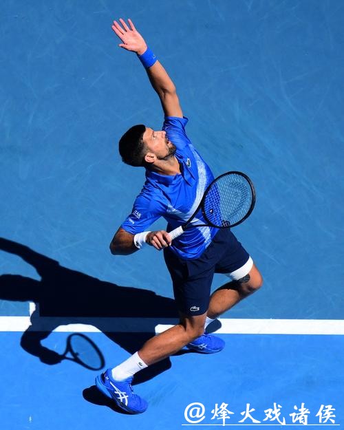 很难,但不是不可能!鏖战四小时晋级澳网决赛,德约科维奇哽咽落泪 很难,但不是不可能!鏖战四小时晋级澳网决赛,德约科维奇哽咽落泪